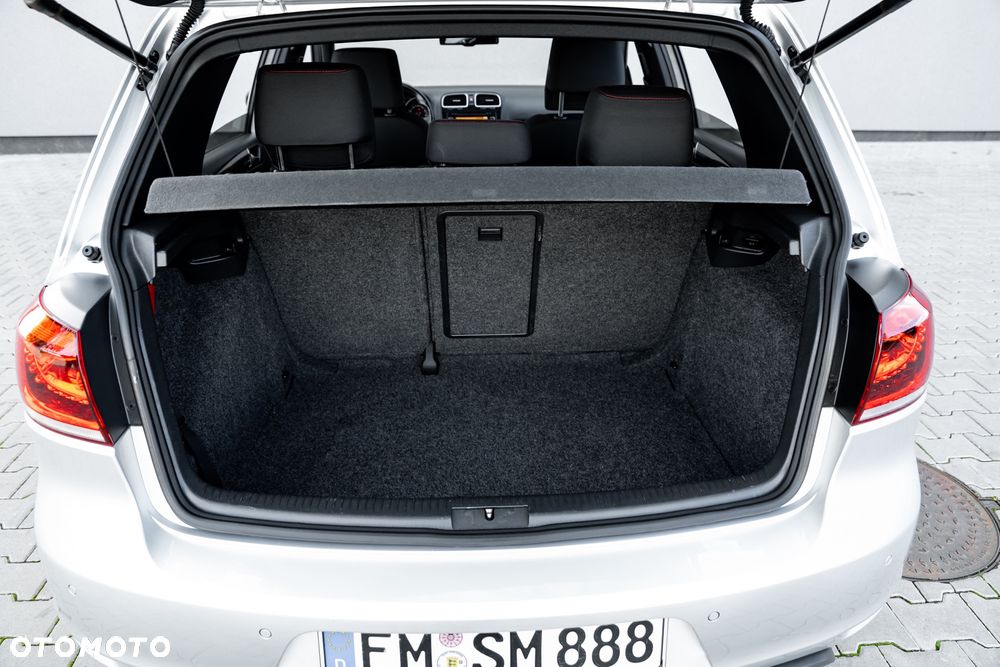 Volkswagen Golf 2.0 GTI - 22