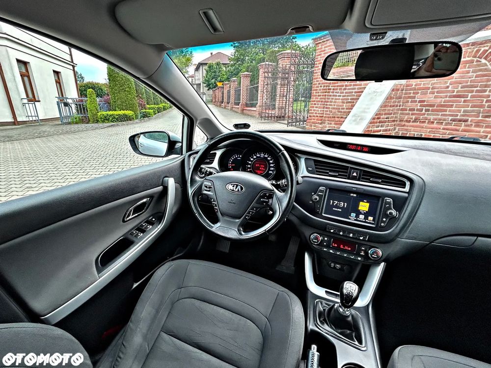 Kia Ceed 1.4 S - 23