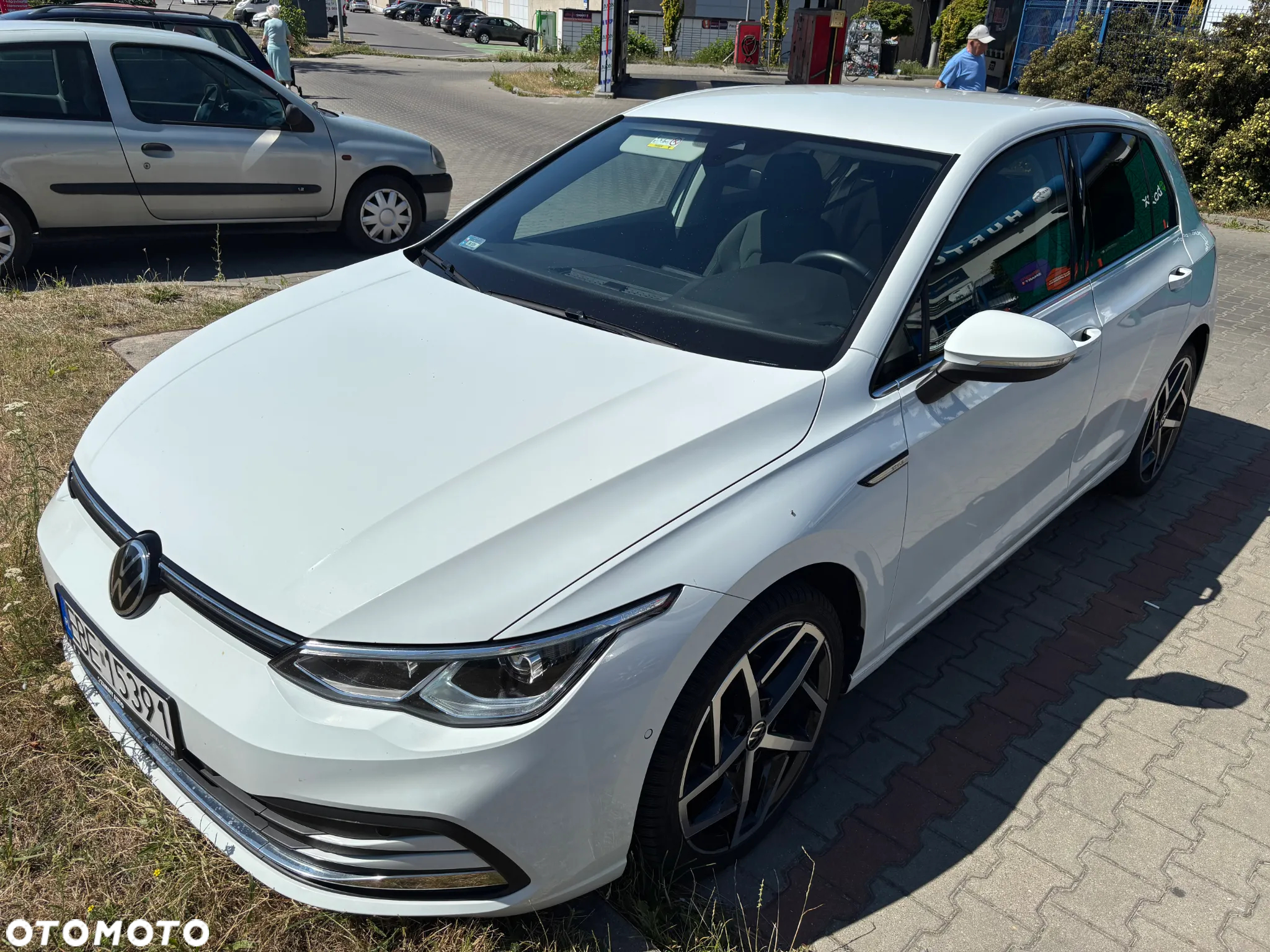 Volkswagen Golf - 2
