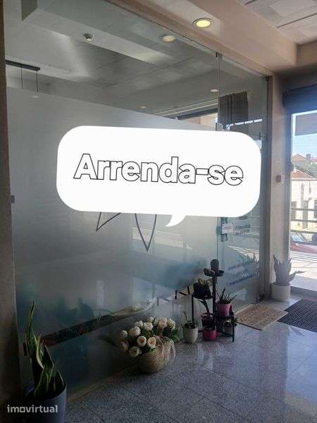 Arrendam-se lojas em Vialonga - Grande imagem: 2/5