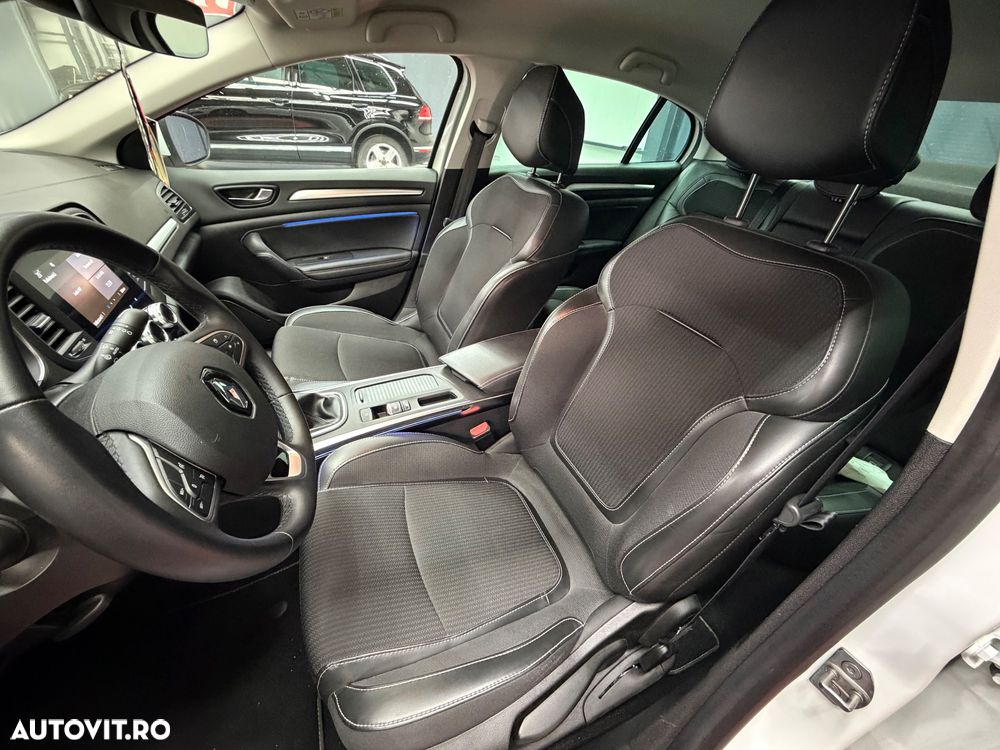 Renault Megane TCe GPF Intens - 13