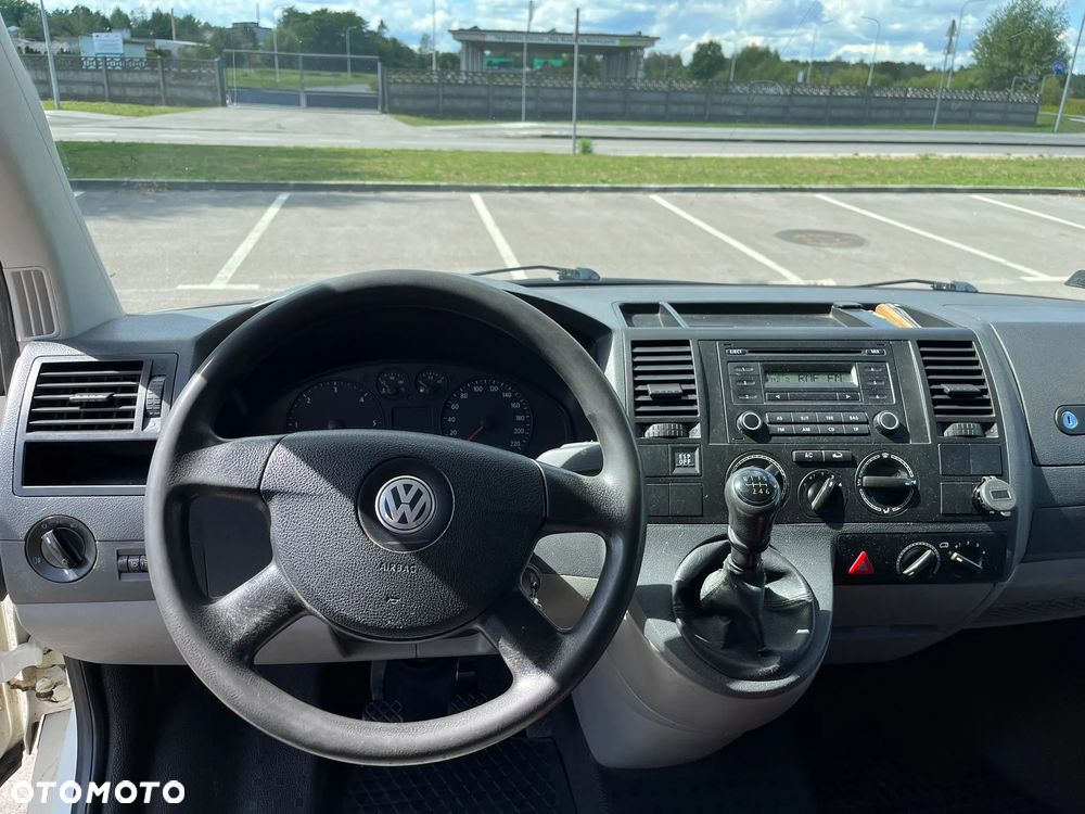 Volkswagen Caravelle L2 Trendline - 17