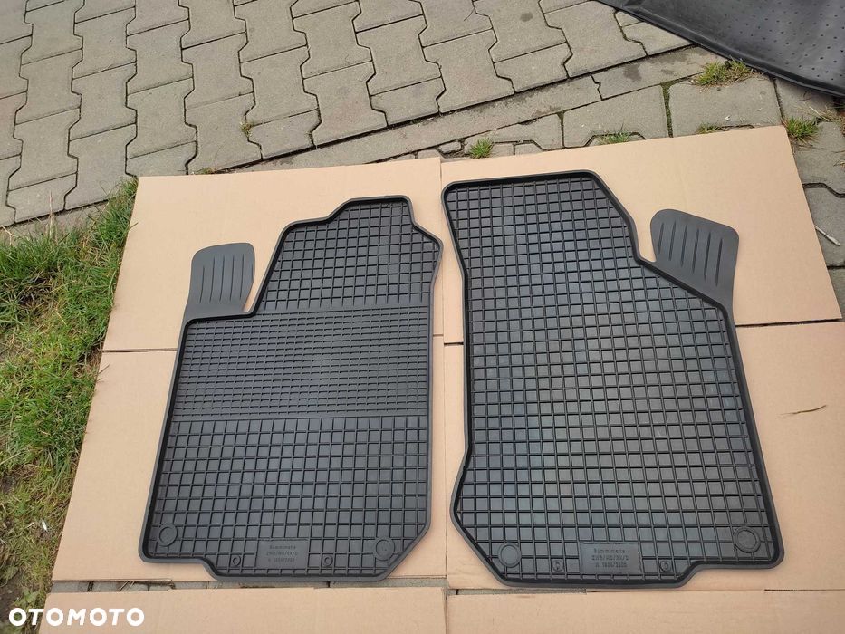 VW VOLKSWAGEN POLO 3 III NOWE Dywaniki PRZÓD gumowe przednie korytka - 1