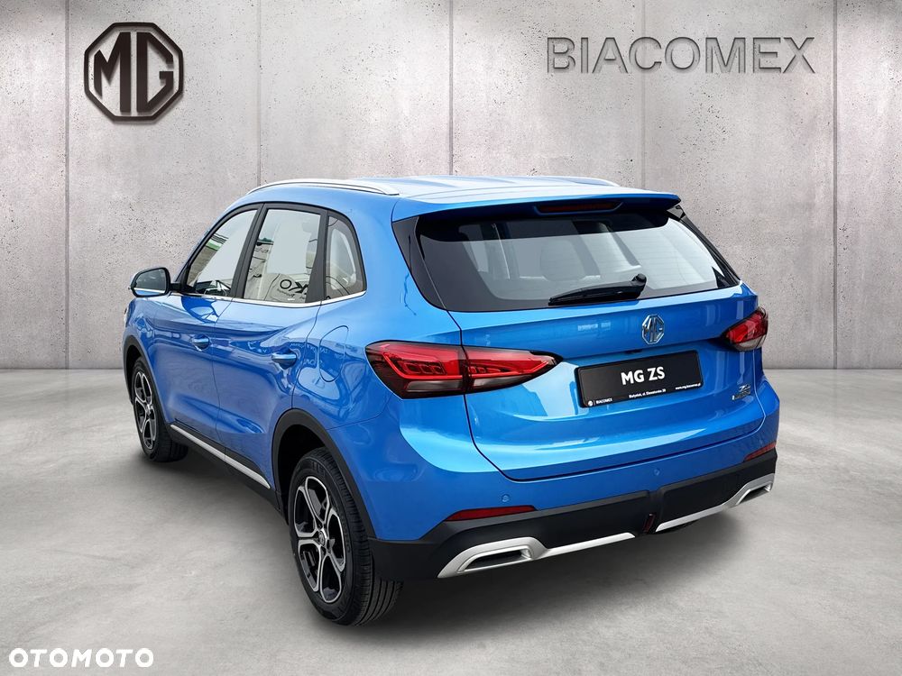 MG ZS Hybrid+ - 5