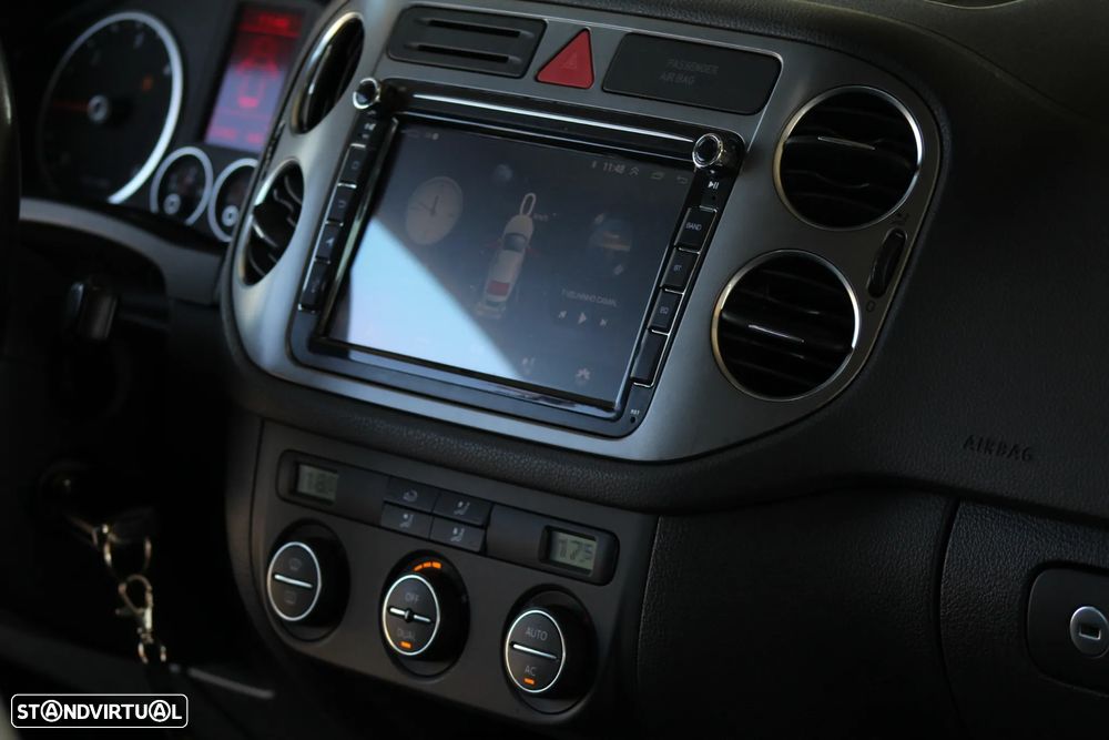 VW Tiguan 2.0 TDI Sport 4Motion - 22