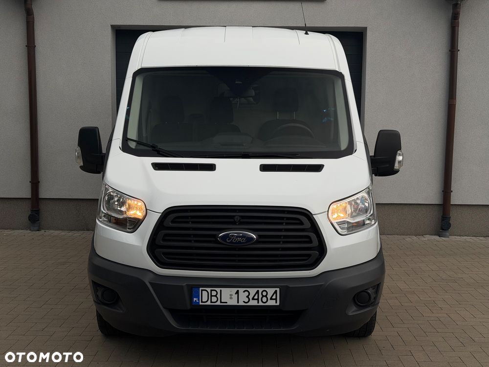 Ford Transit 350M RWD - 2