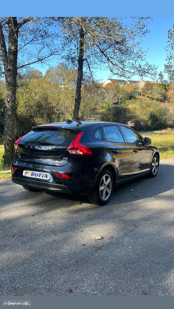 Volvo V40 D2 Kinetic - 6