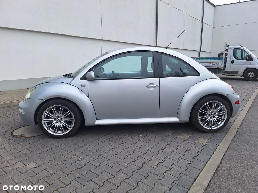 Volkswagen New Beetle 2.0 - 4