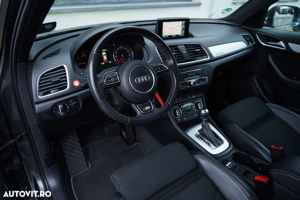 Audi Q3 2.0 TDI Quattro Stronic Design - 10