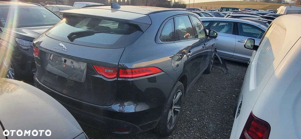 Jaguar F-Pace 2.0 i4D AWD R-Sport - 3