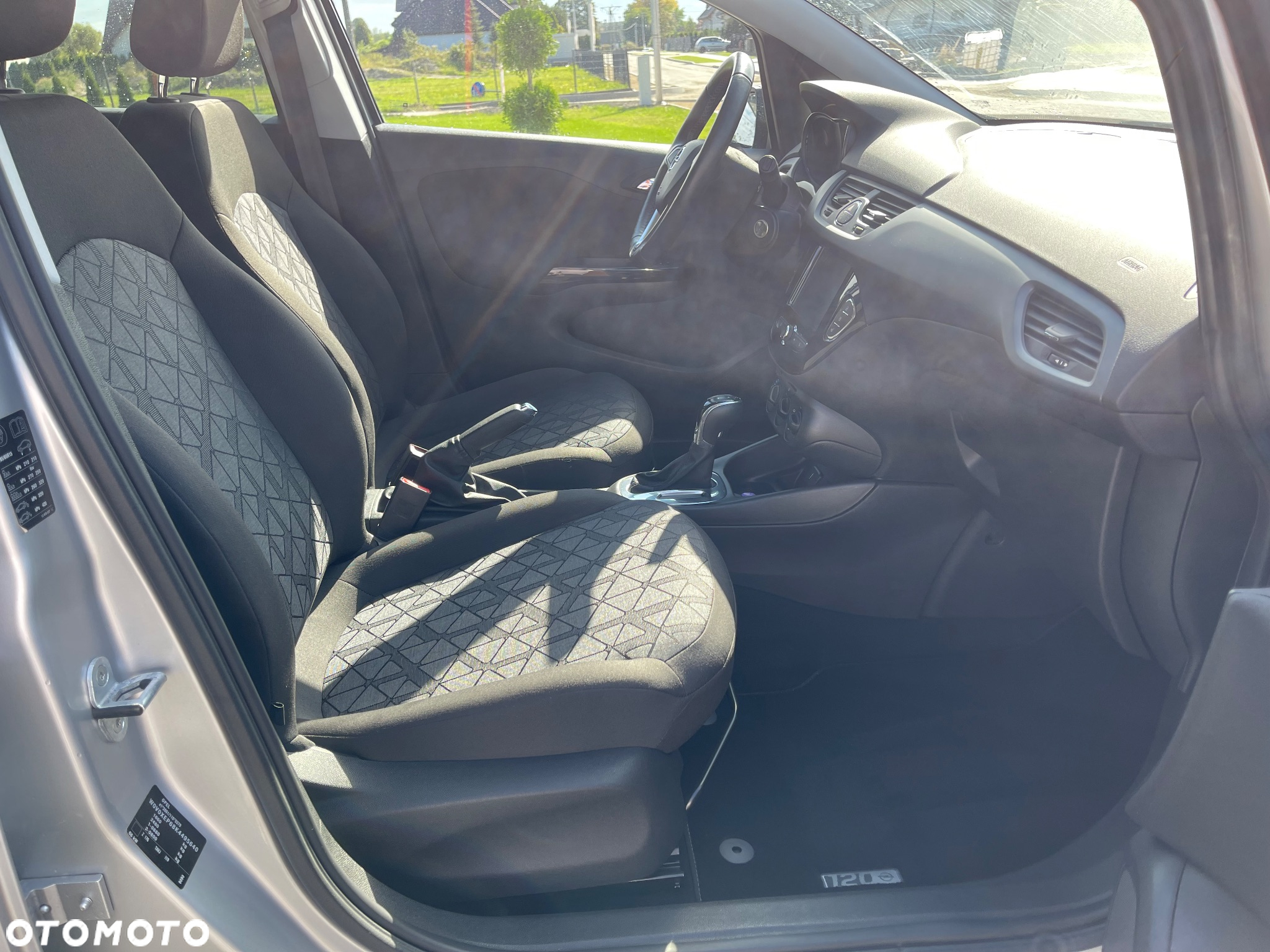 Opel Corsa 1.4 Automatik 120 Jahre - 23