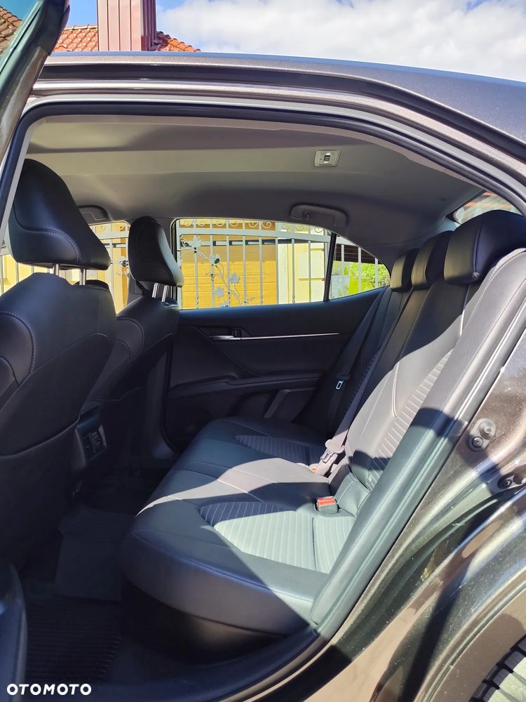 Toyota Camry 2.5 Hybrid Prestige CVT - 11