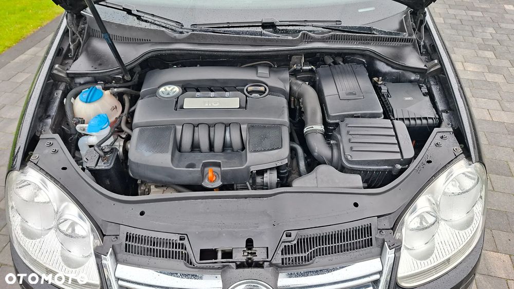 Volkswagen Jetta 1.6 Trendline - 7