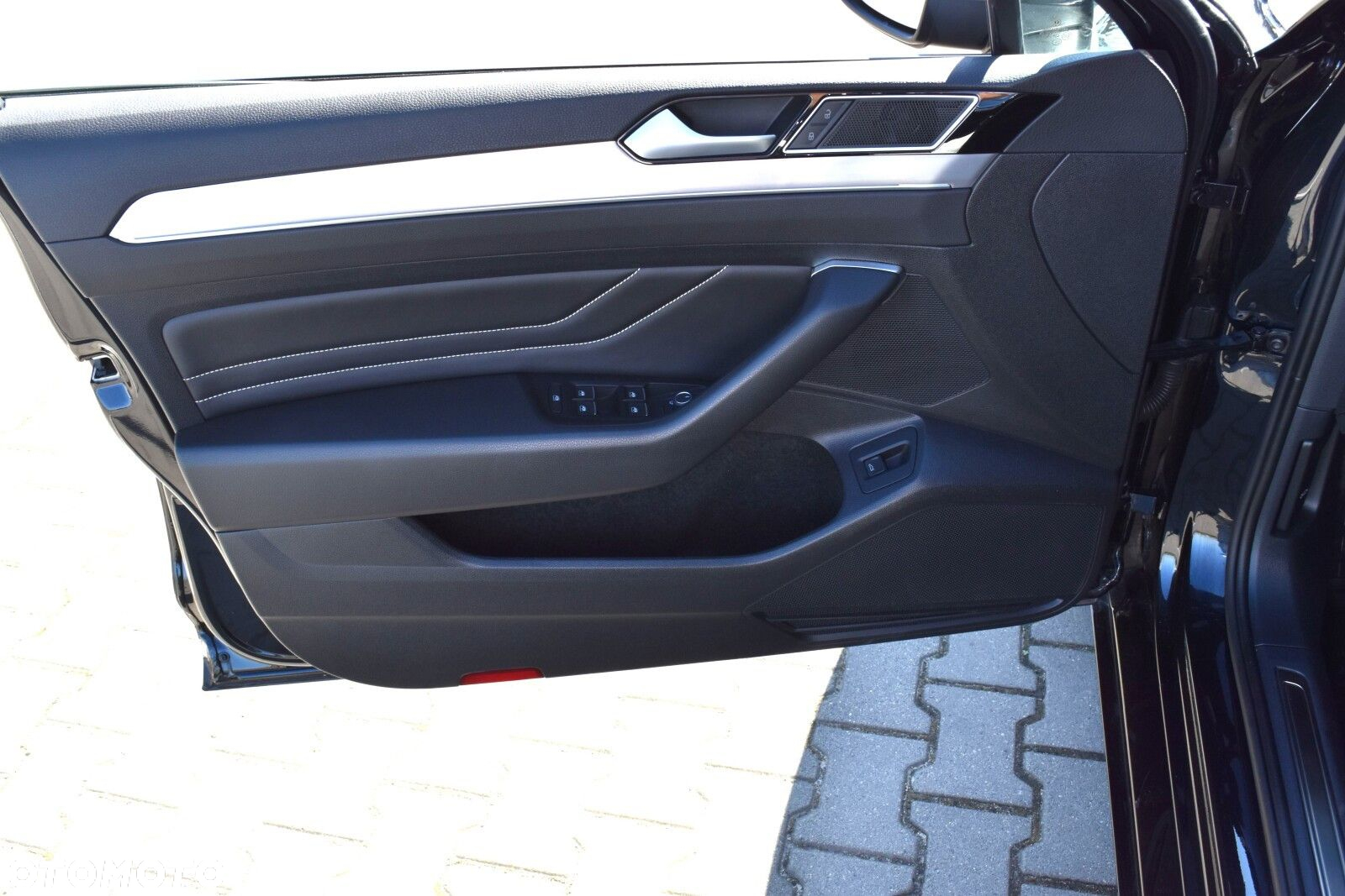 Volkswagen Passat 2.0 TDI EVO Elegance DSG - 23