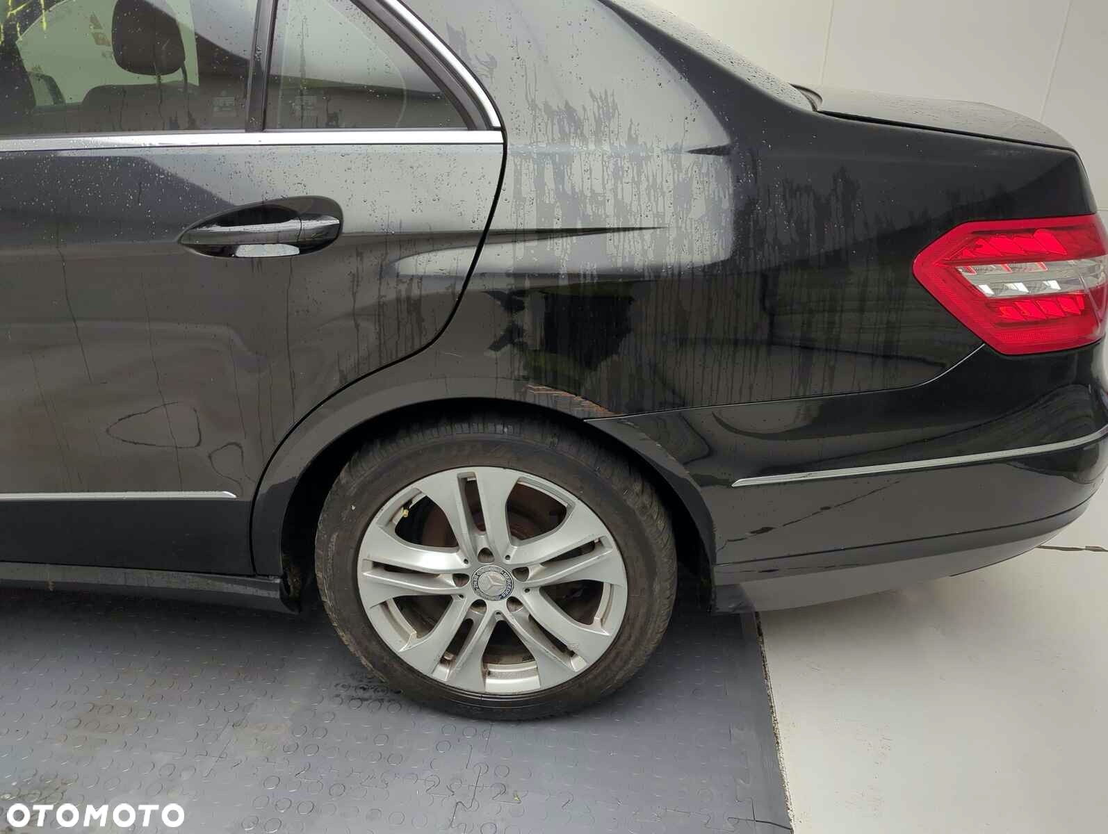 Mercedes-Benz Klasa E 220 BlueTEC BlueEFFICIENCY Edition Avantgarde - 12