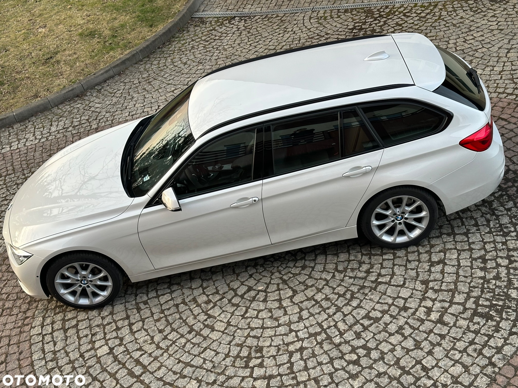 BMW Seria 3 335d Touring xDrive Luxury Line - 11