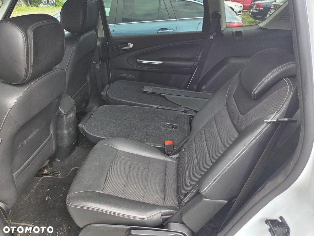 Ford S-Max 2.0 TDCi DPF Titanium - 6
