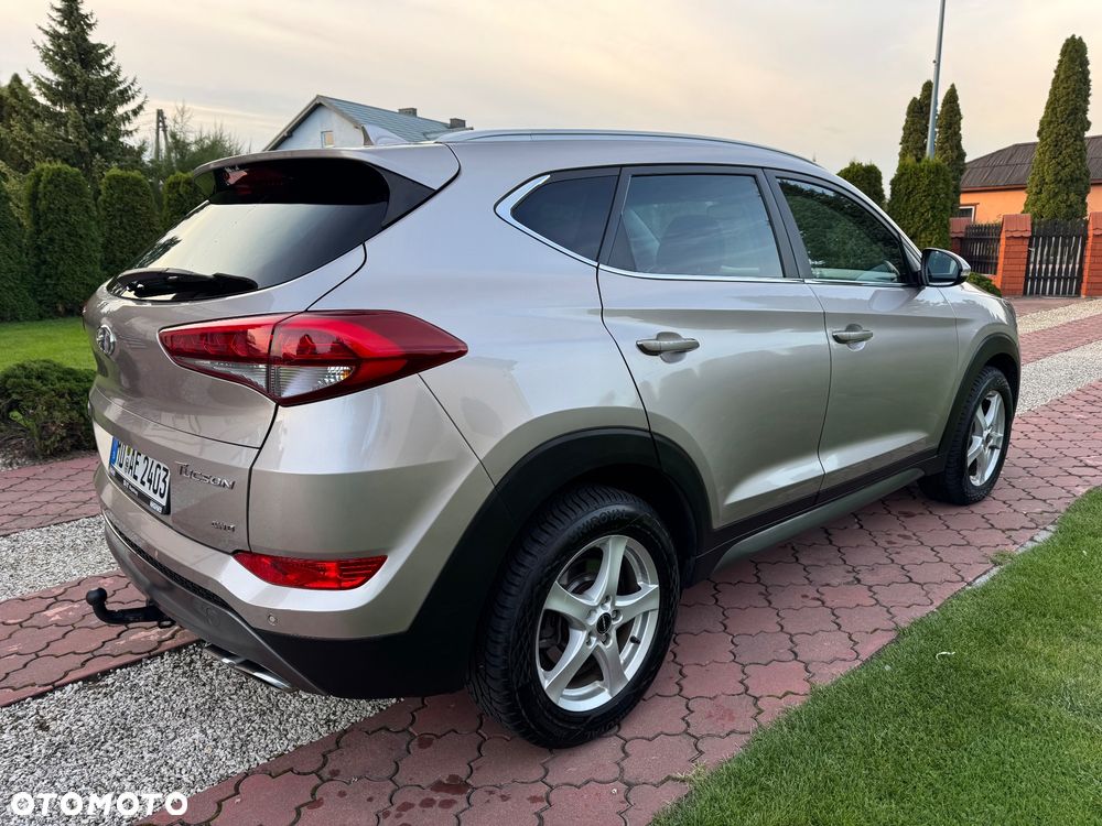 Hyundai Tucson 2.0 CRDi 4WD Automatik Style - 6