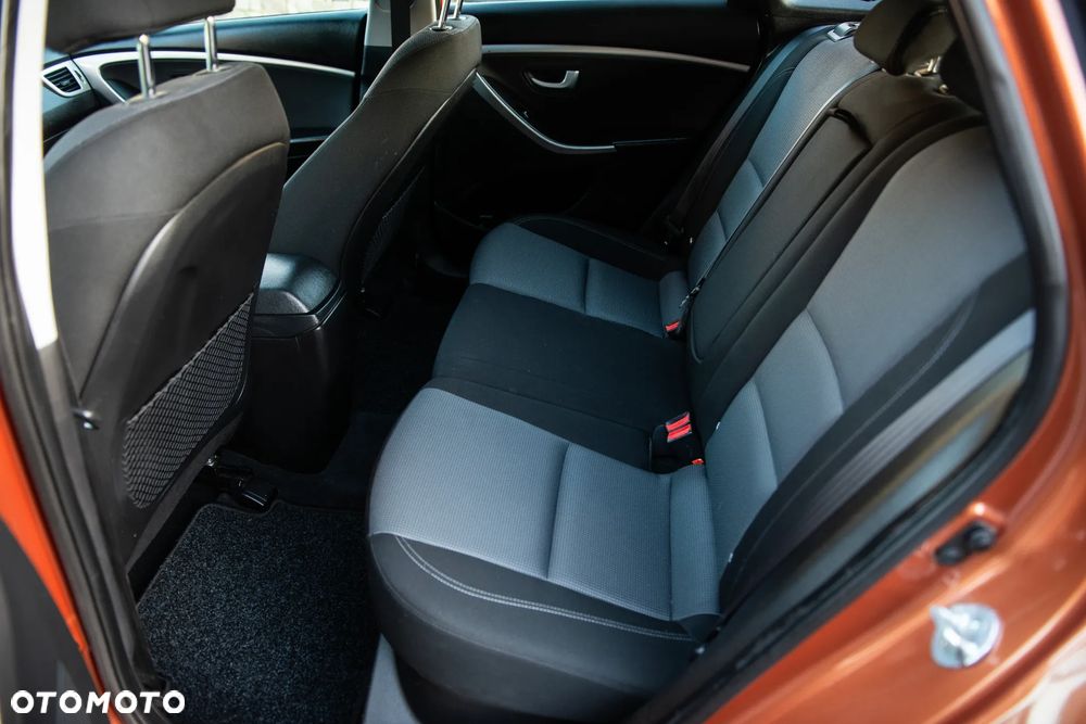 Hyundai i30 1.6 GDI Premium - 31