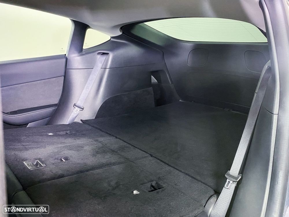 Tesla Model Y Long Range Tração Integral — fotografia 18