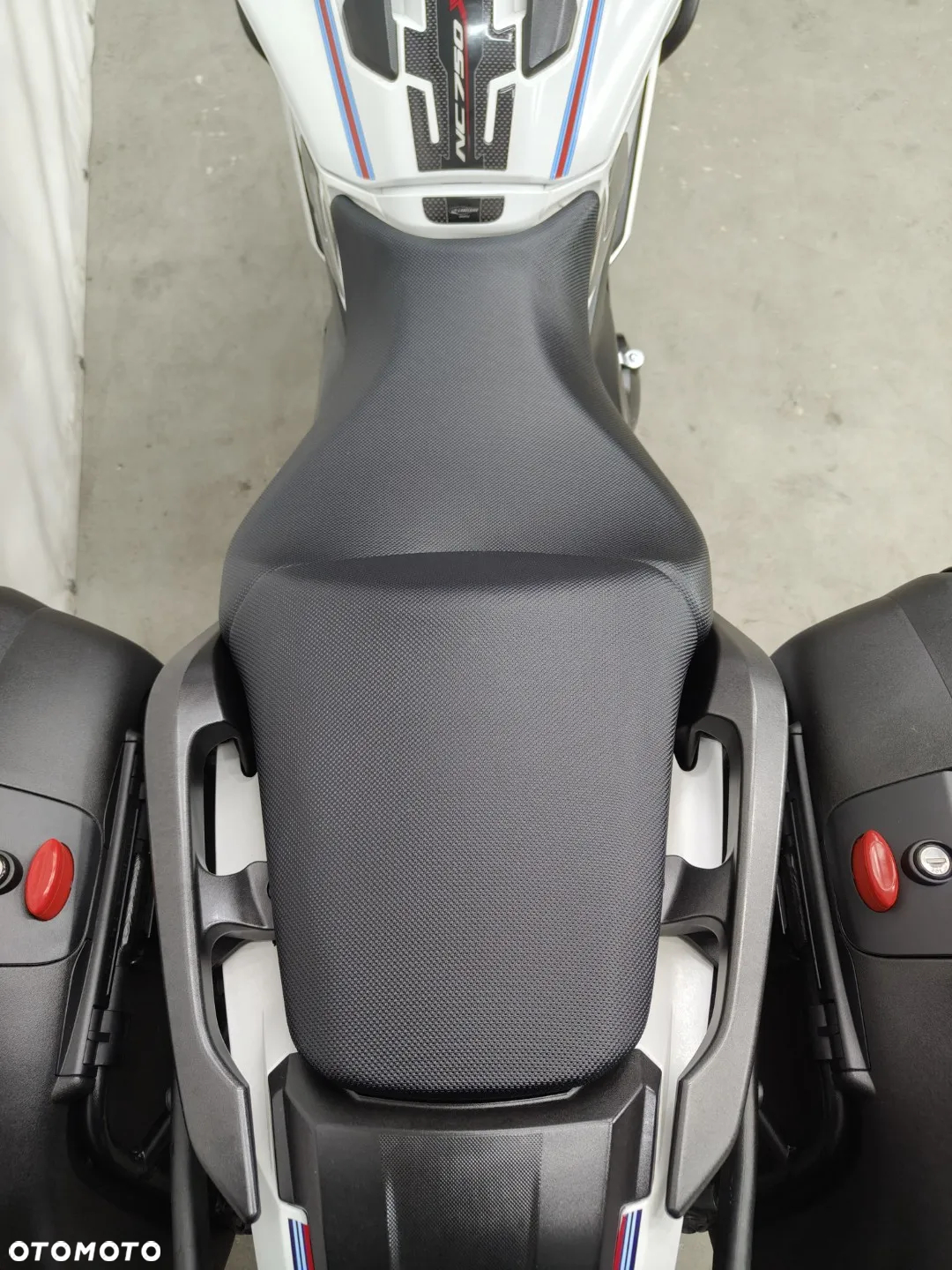 Honda NC - 12