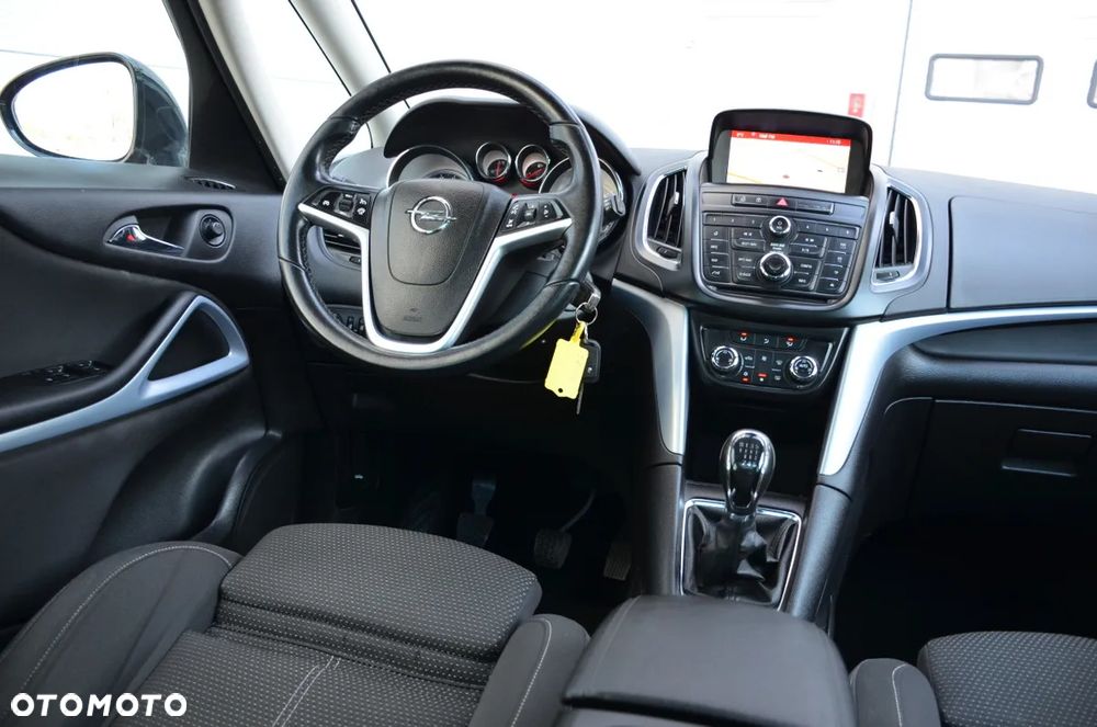 Opel Zafira Tourer 1.4 Turbo Style - 26