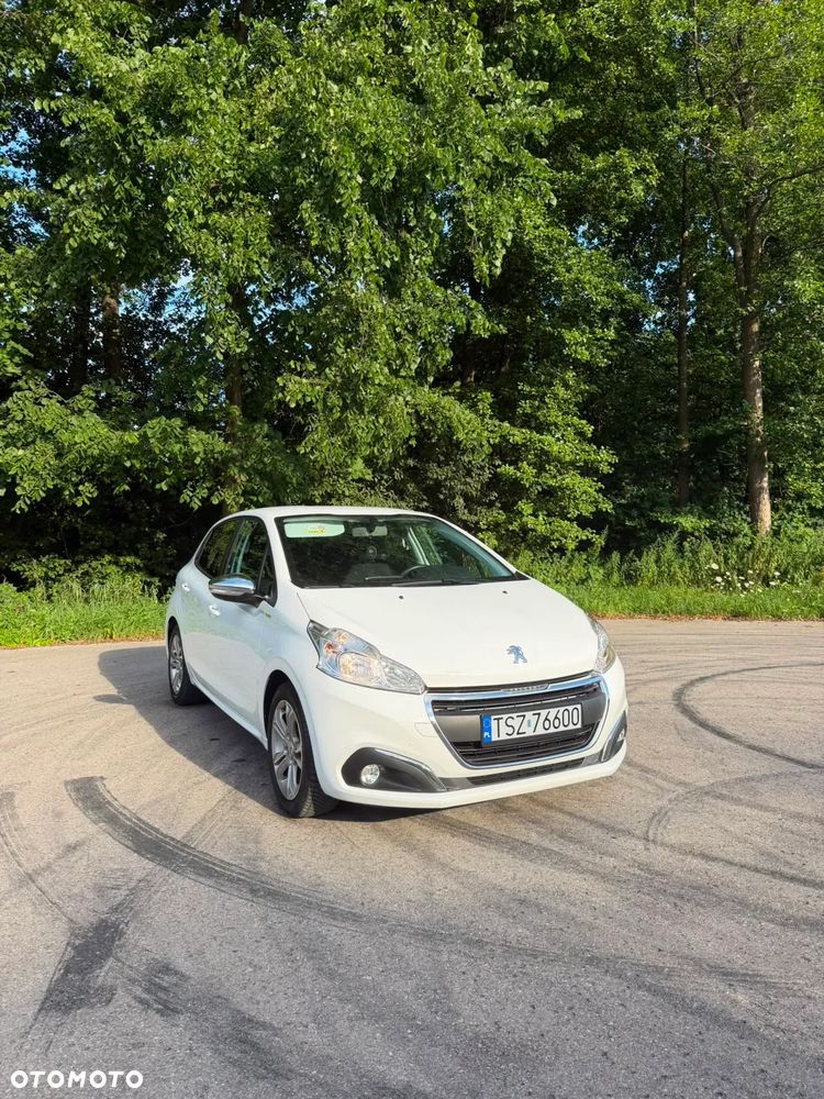 Peugeot 208 1.2 PureTech GPF Signature S&S - 13