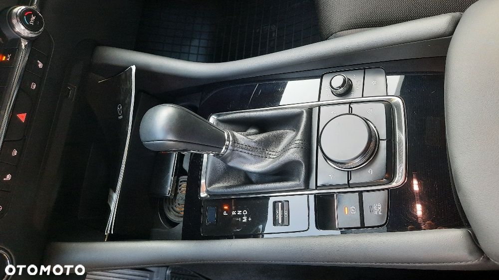 Mazda 3 SKYACTIV-G 2.0 M-Hybrid DRIVE SELECTION - 13