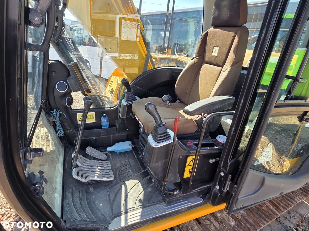 JCB JS130LC / SPROWADZONA / 3 ŁYŻKI / 7140 MTH - 14