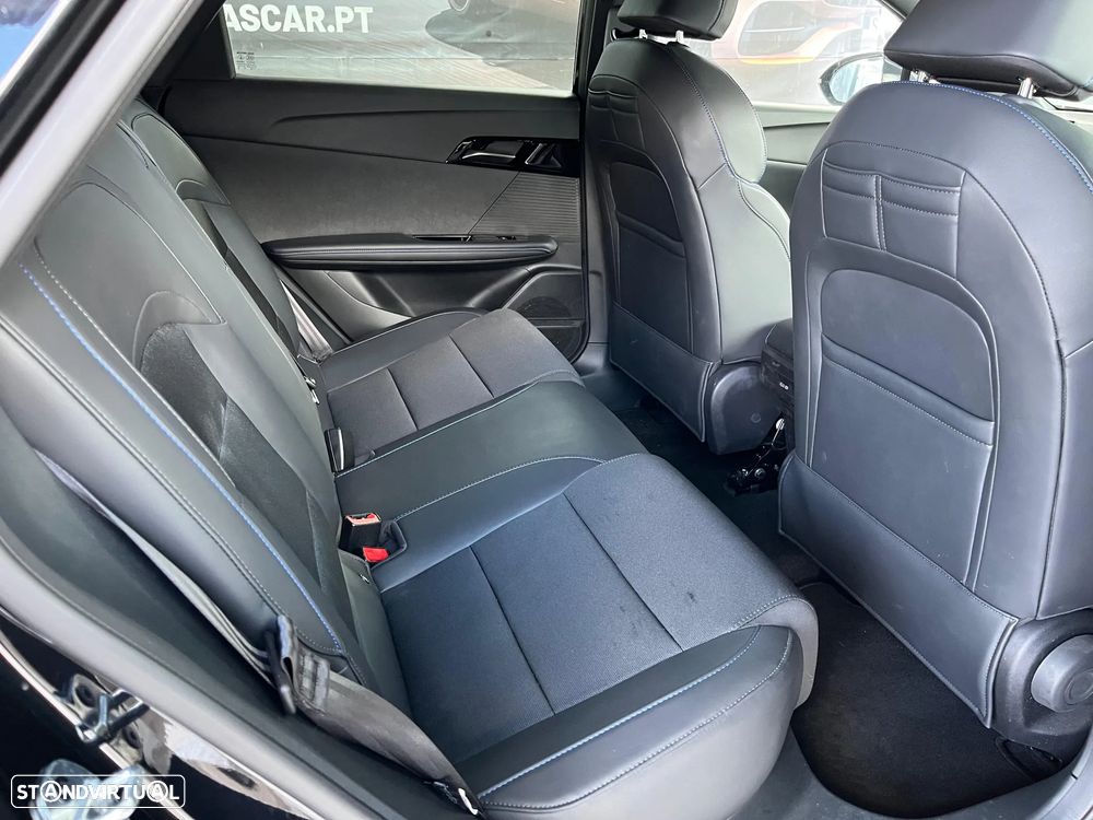 MG MG4 77 kWh Extended Range Luxury - 17