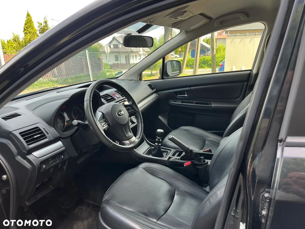 Subaru XV 2.0i Exclusive - 8