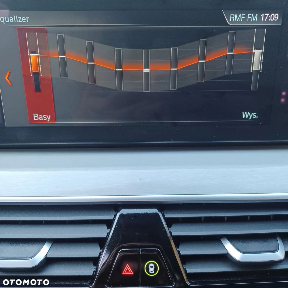 BMW Seria 5 520d Luxury Line sport - 30