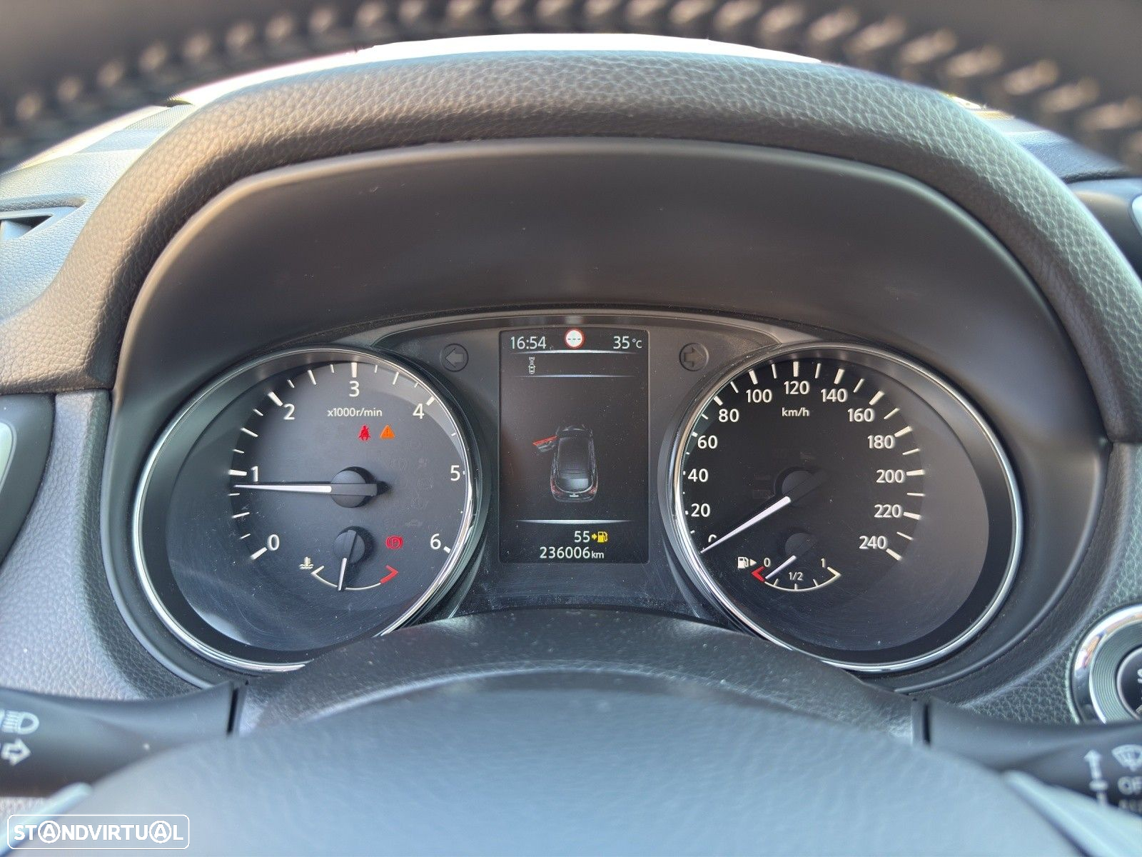 Nissan Qashqai 1.5 dCi 360 - 9