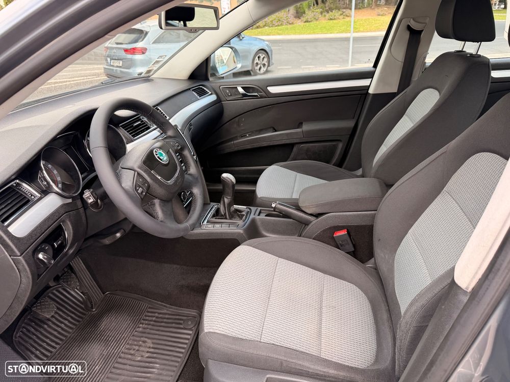 Skoda Superb Break 1.9 TDi Elegance - 29