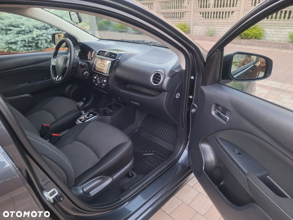 Mitsubishi Space Star 1.2 Intense CVT - 12