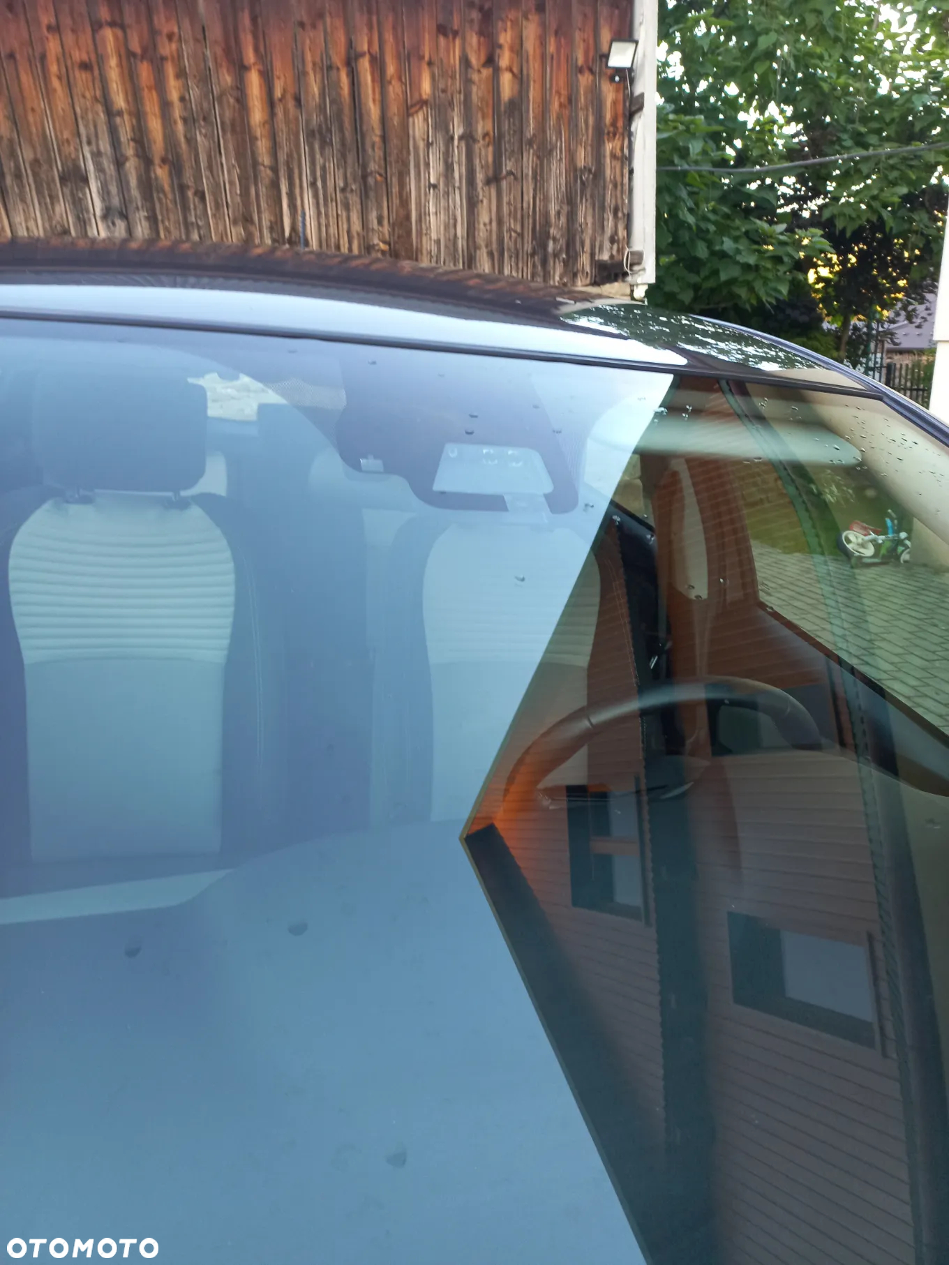 Toyota Yaris 1.0 VVT-i Team Deutschland - 18