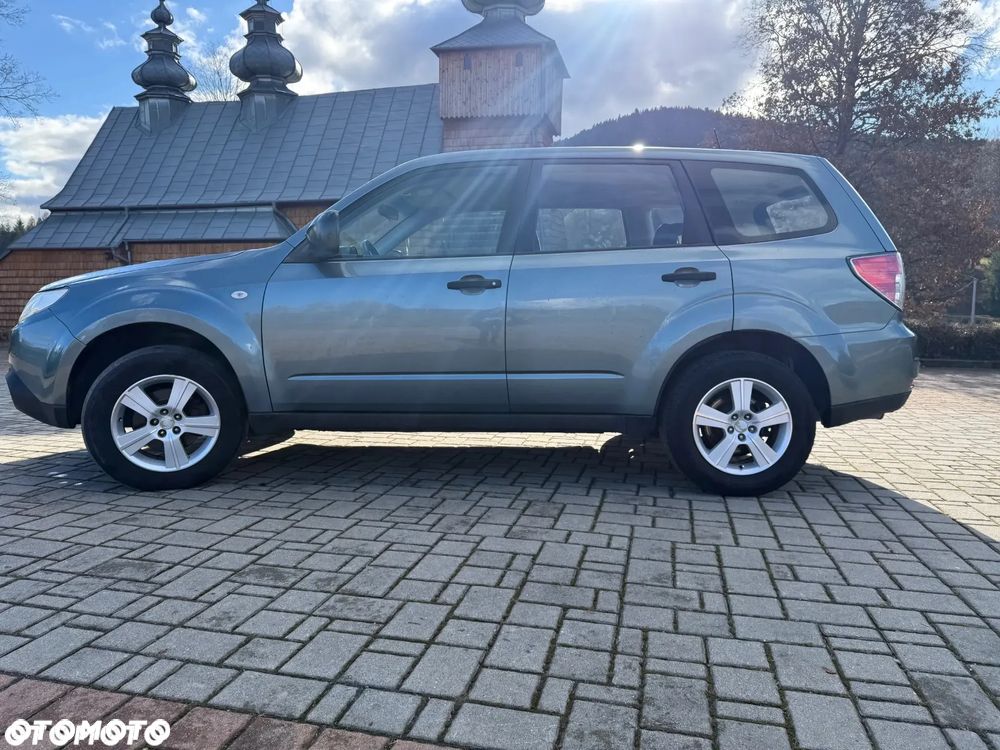 Subaru Forester 2.0D Active - 8