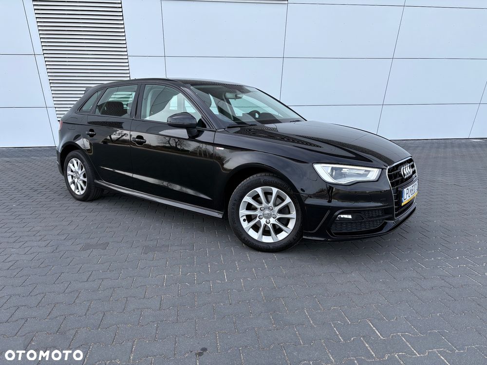 Audi A3 Sportback 1.6 TDI (clean diesel) S line Sportpaket - 2