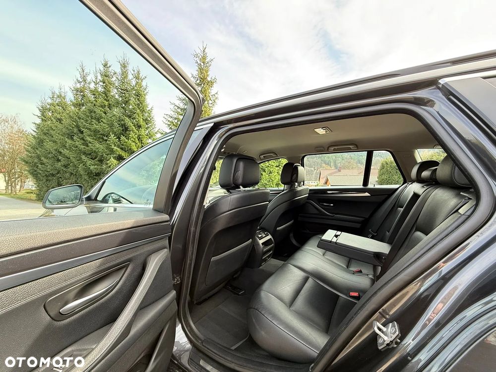 BMW Seria 5 520d Modern Line - 20