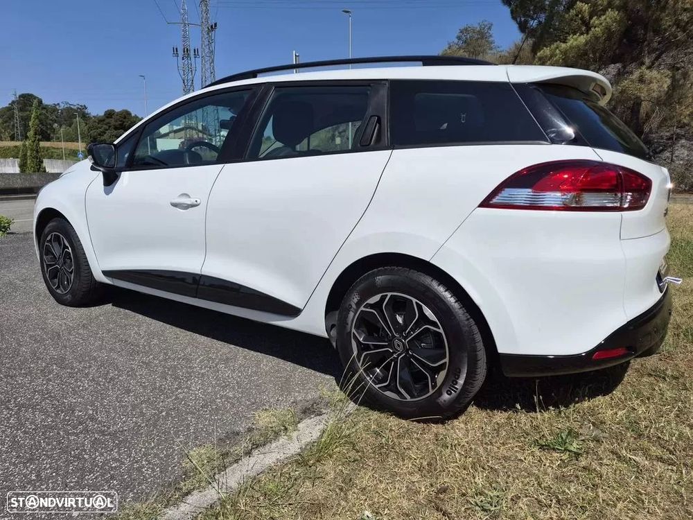 Renault Clio Break 1.2 16V Confort - 6