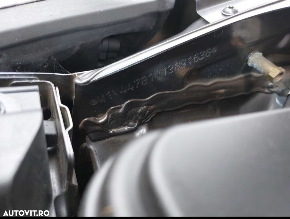 Mercedes-Benz V 220 d Lang 9G-TRONIC Avantgarde Edition 2021 - 16