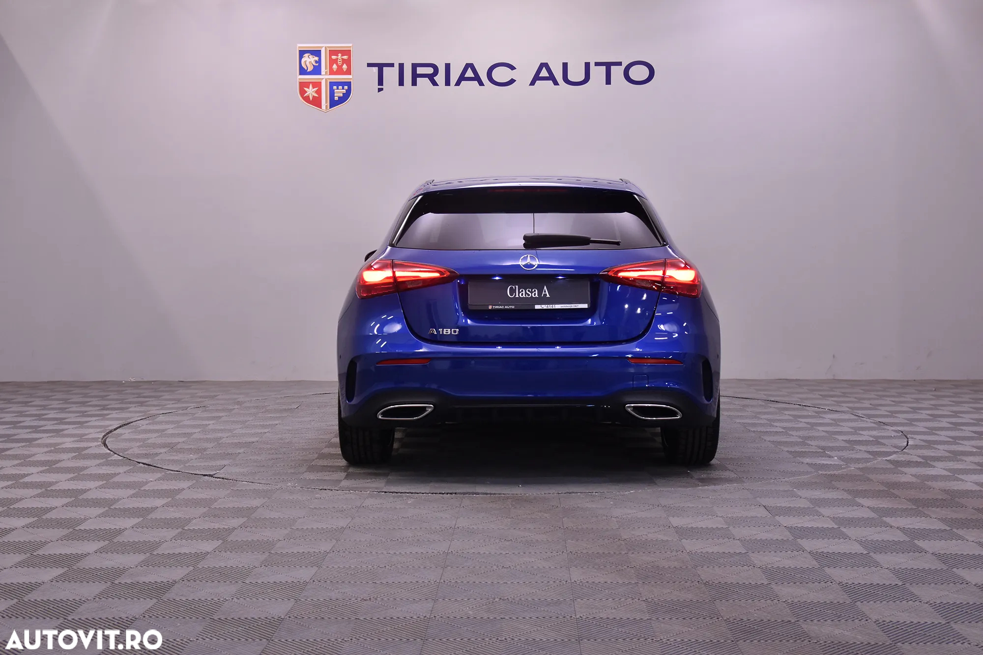 Mercedes-Benz A 180 MHEV 7G-DCT - 4