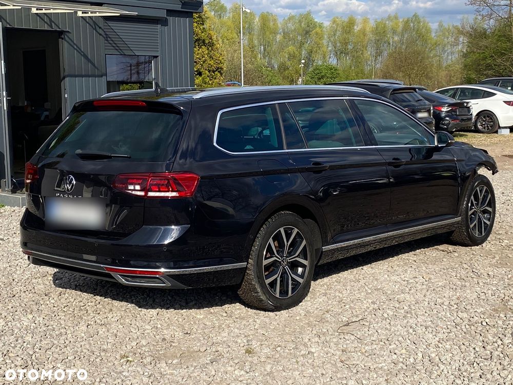 Volkswagen Passat 2.0 TDI Elegance DSG - 2