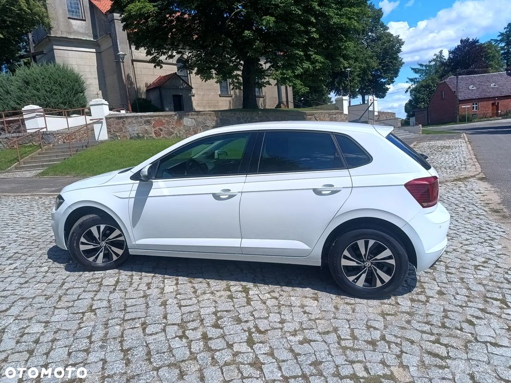 Volkswagen Polo - 23