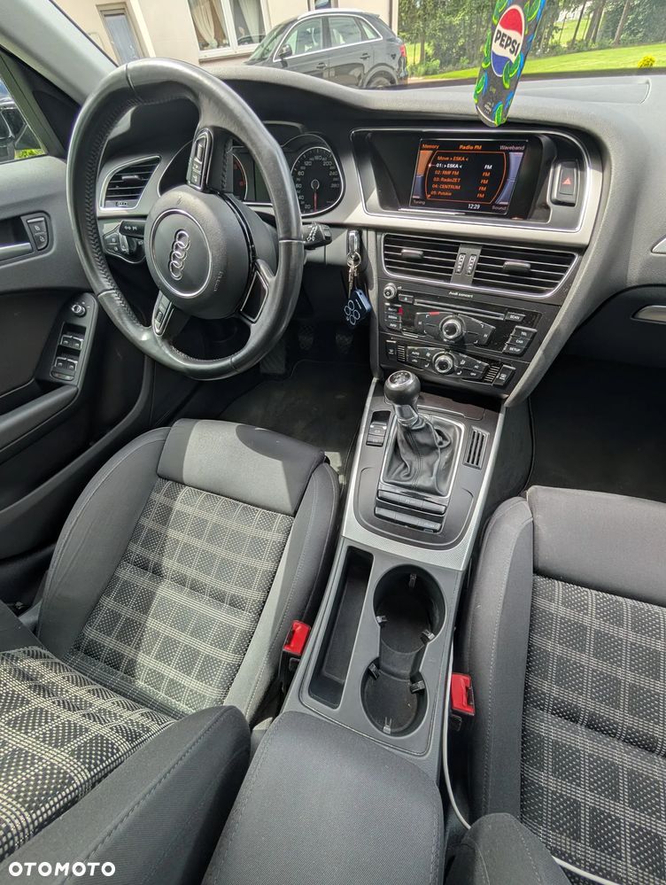 Audi A4 Avant - 4
