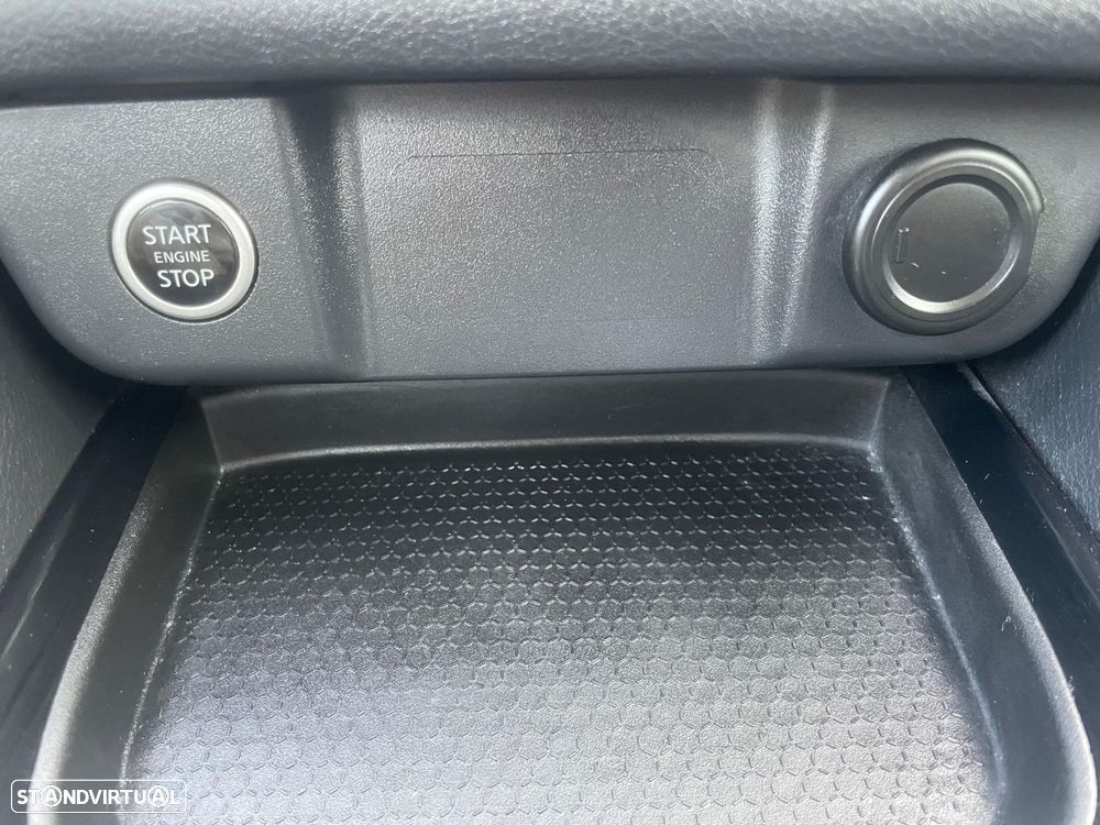 Nissan Qashqai 1.3 DIG-T Acenta LED+R - 22