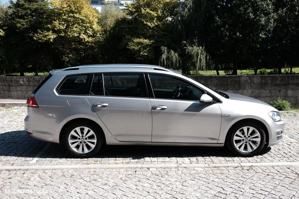 VW Golf Variant 1.6 TDi BlueMotion Confortline - 8