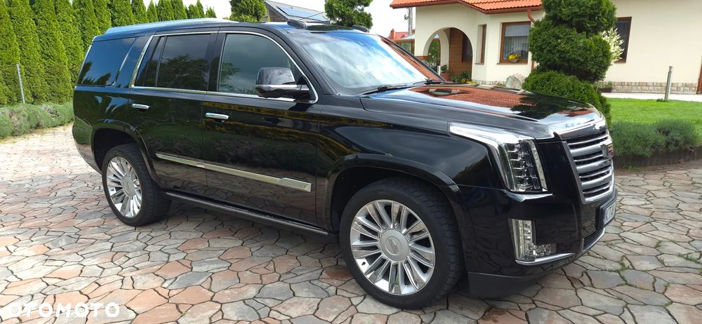 Cadillac Escalade 6.2 V8 AWD AT Platinum - 2
