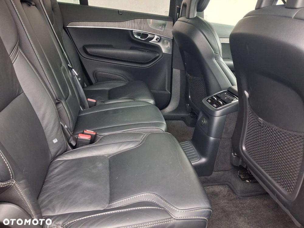 Volvo XC 90 - 14