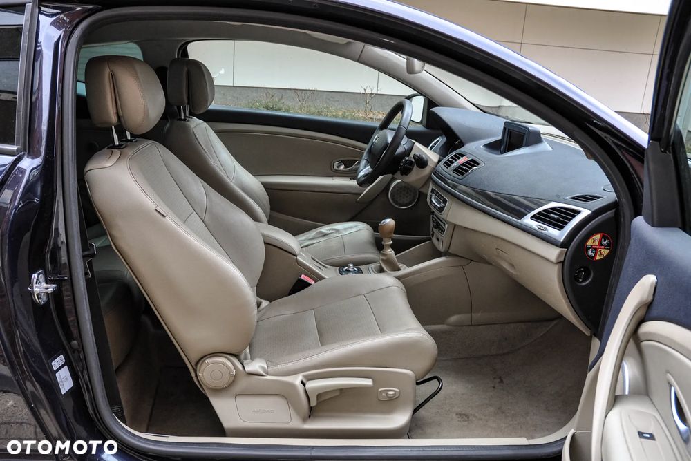 Renault Megane - 11